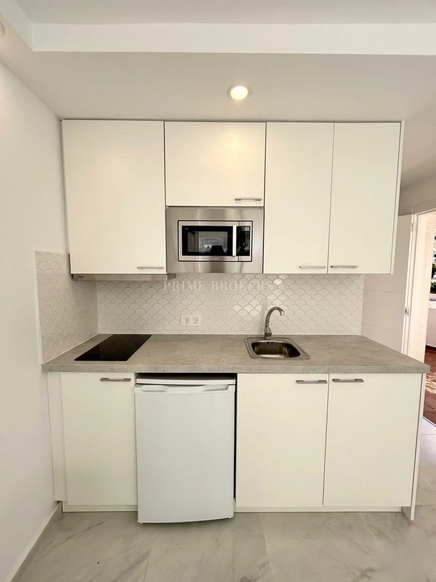 Studio for sale in Las Americas