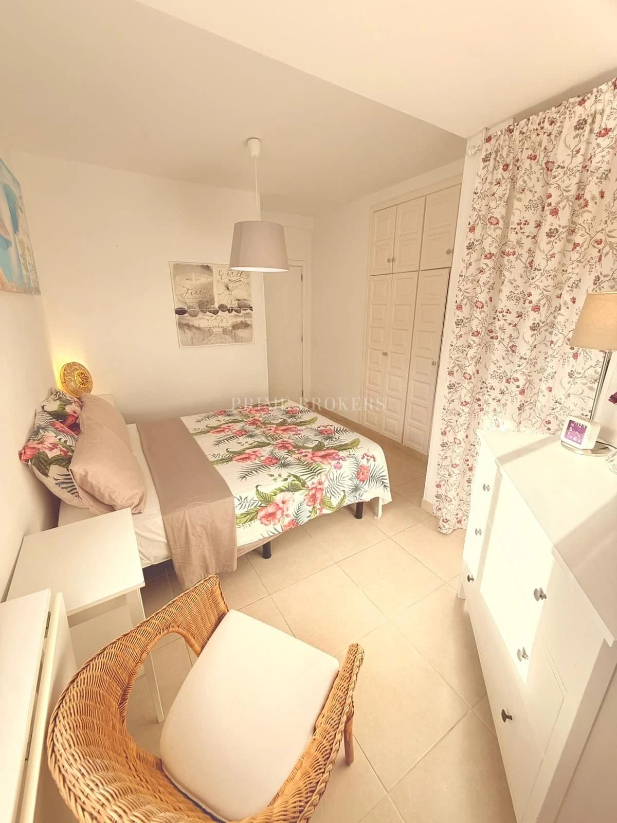 Sunny apartment in Amarilla Golf
