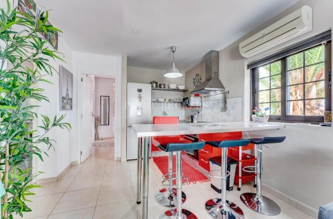 Sunny apartment in Amarilla Golf