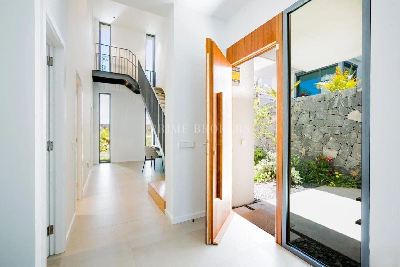 Luxury Ocean View Villa in Abama