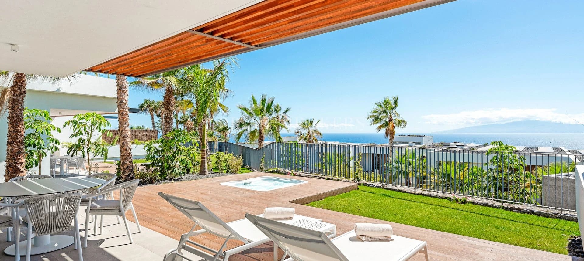 2 Bedroom Garden Apartment in Abama