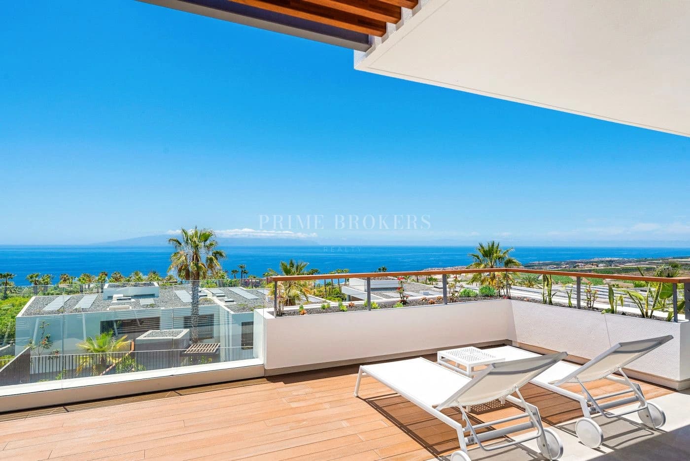 Skyline View Apartment in Abama