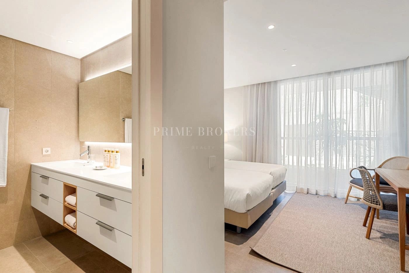 Panoramic Garden Duplex