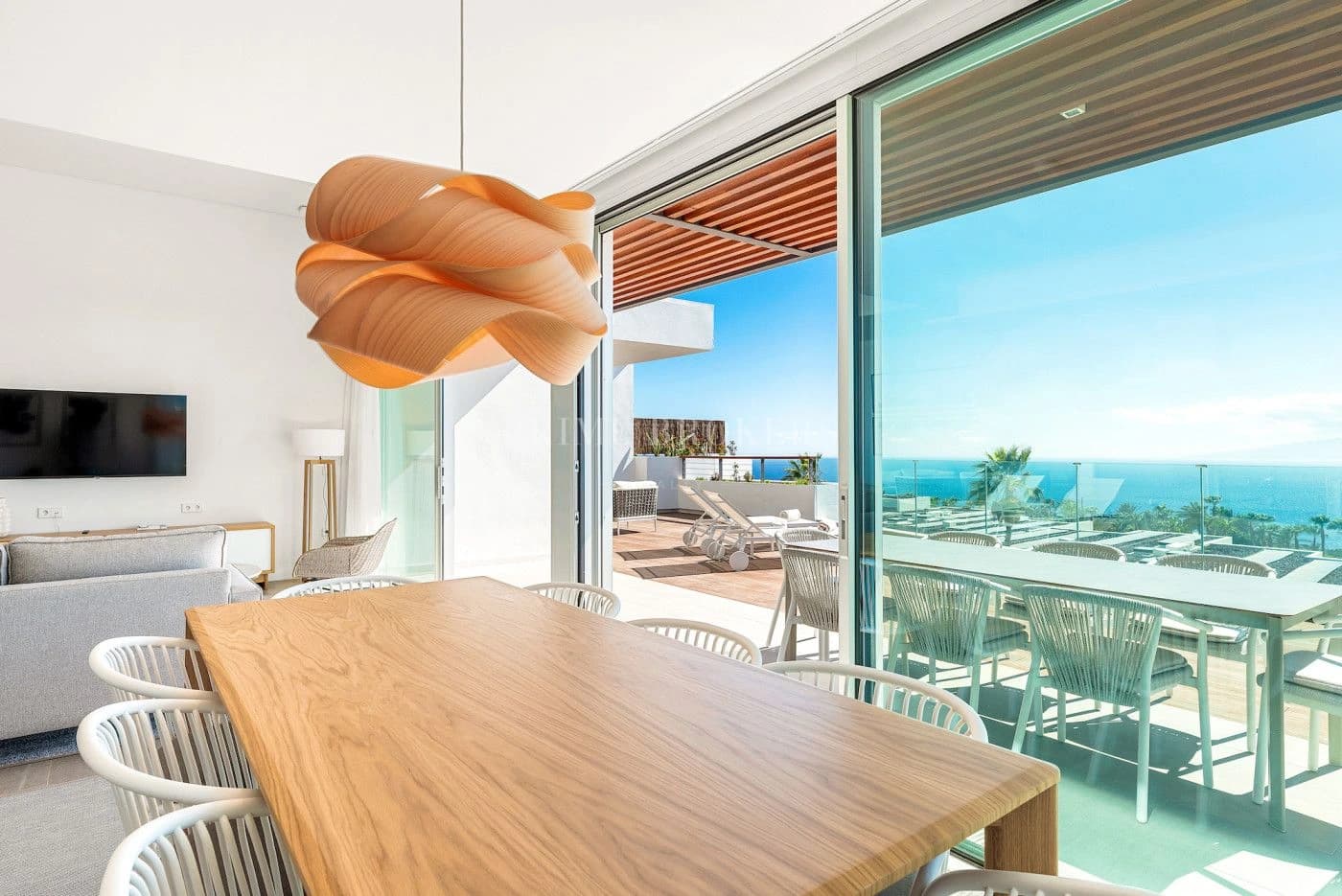 Oceanfront Abama Apartment