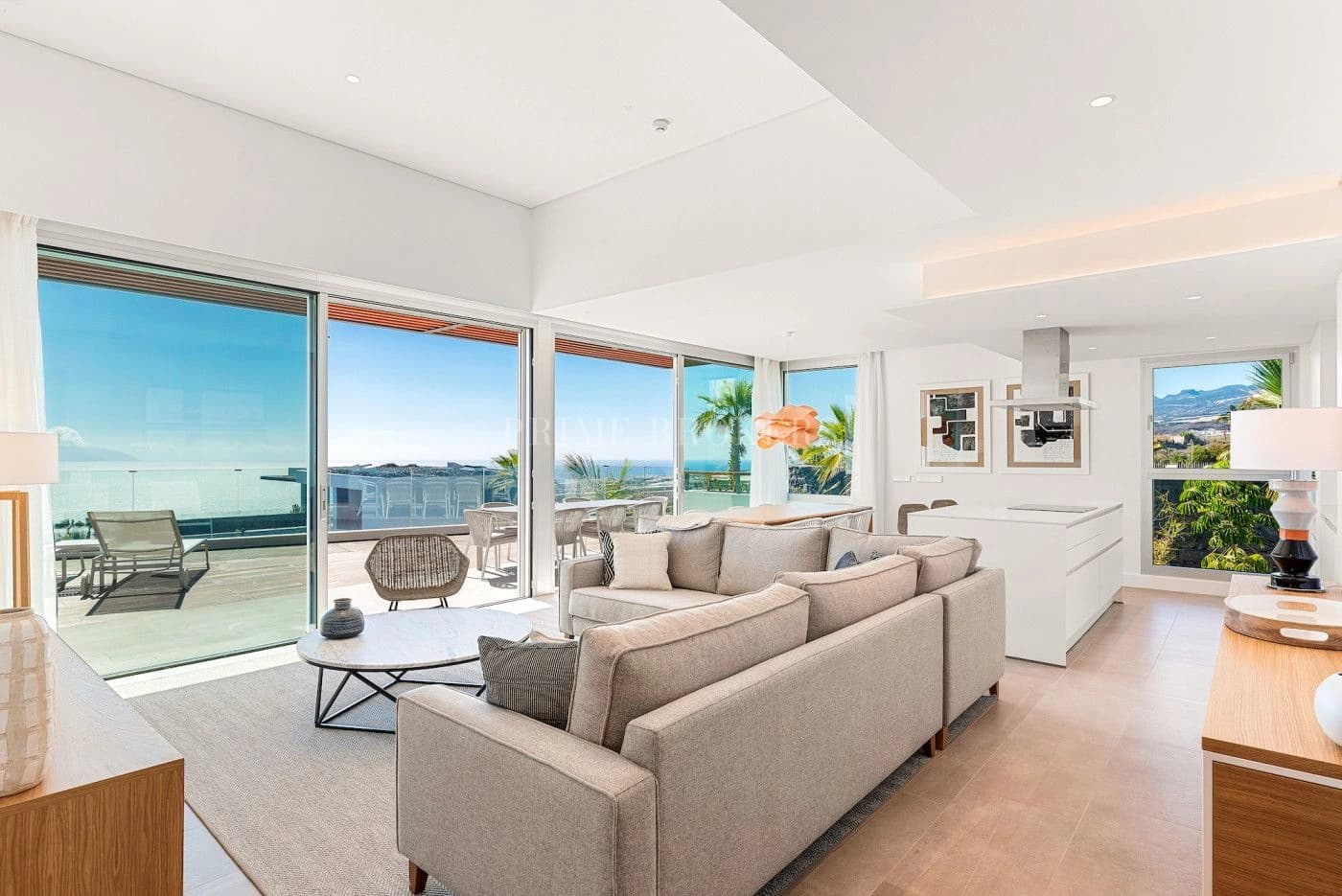 Oceanfront Abama Apartment