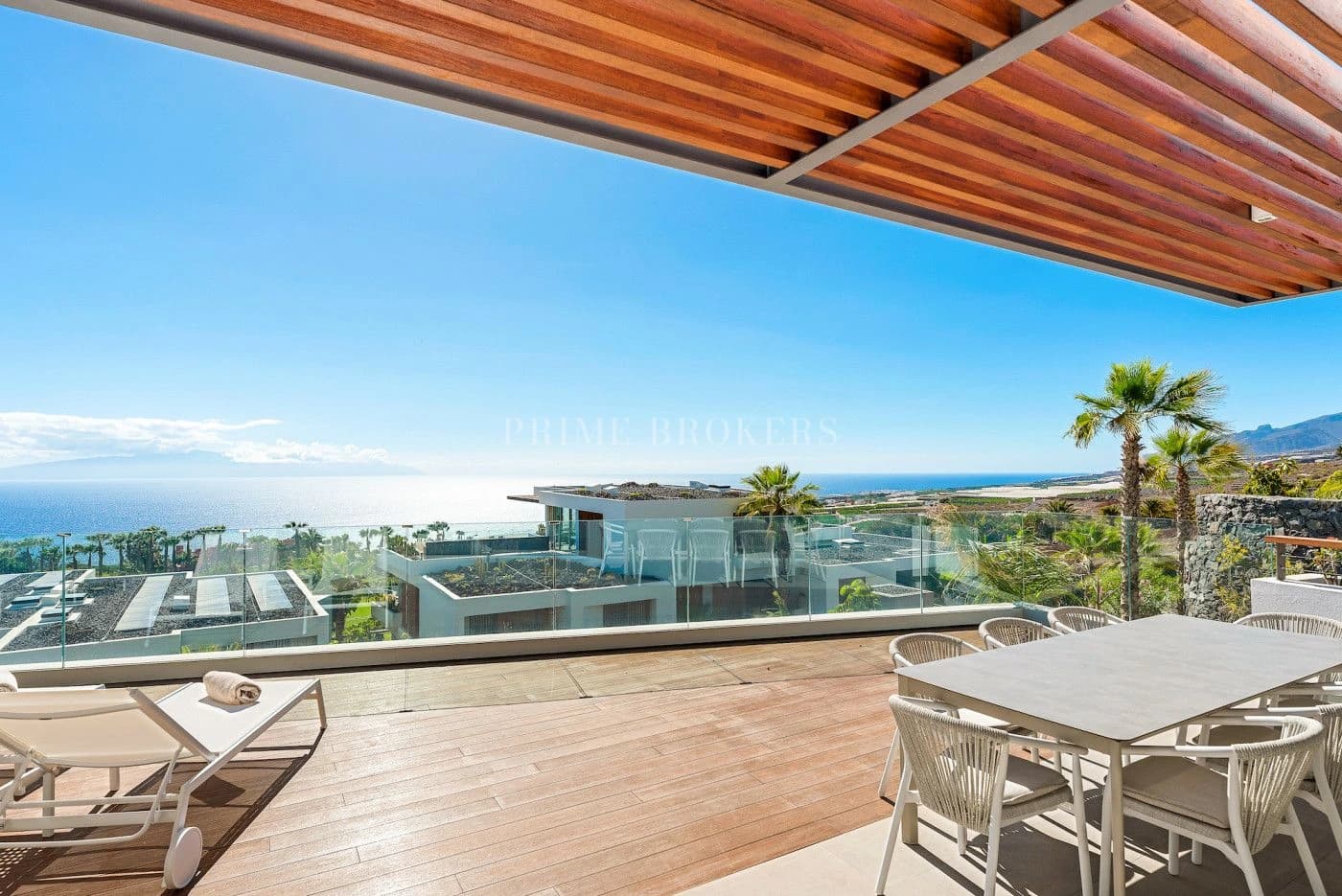Oceanfront Abama Apartment
