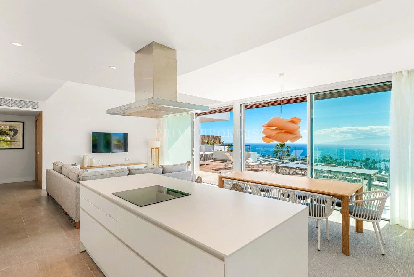 Oceanfront Abama Apartment