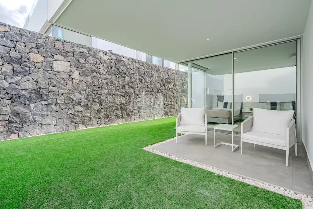 Seafront Luxury Villa
