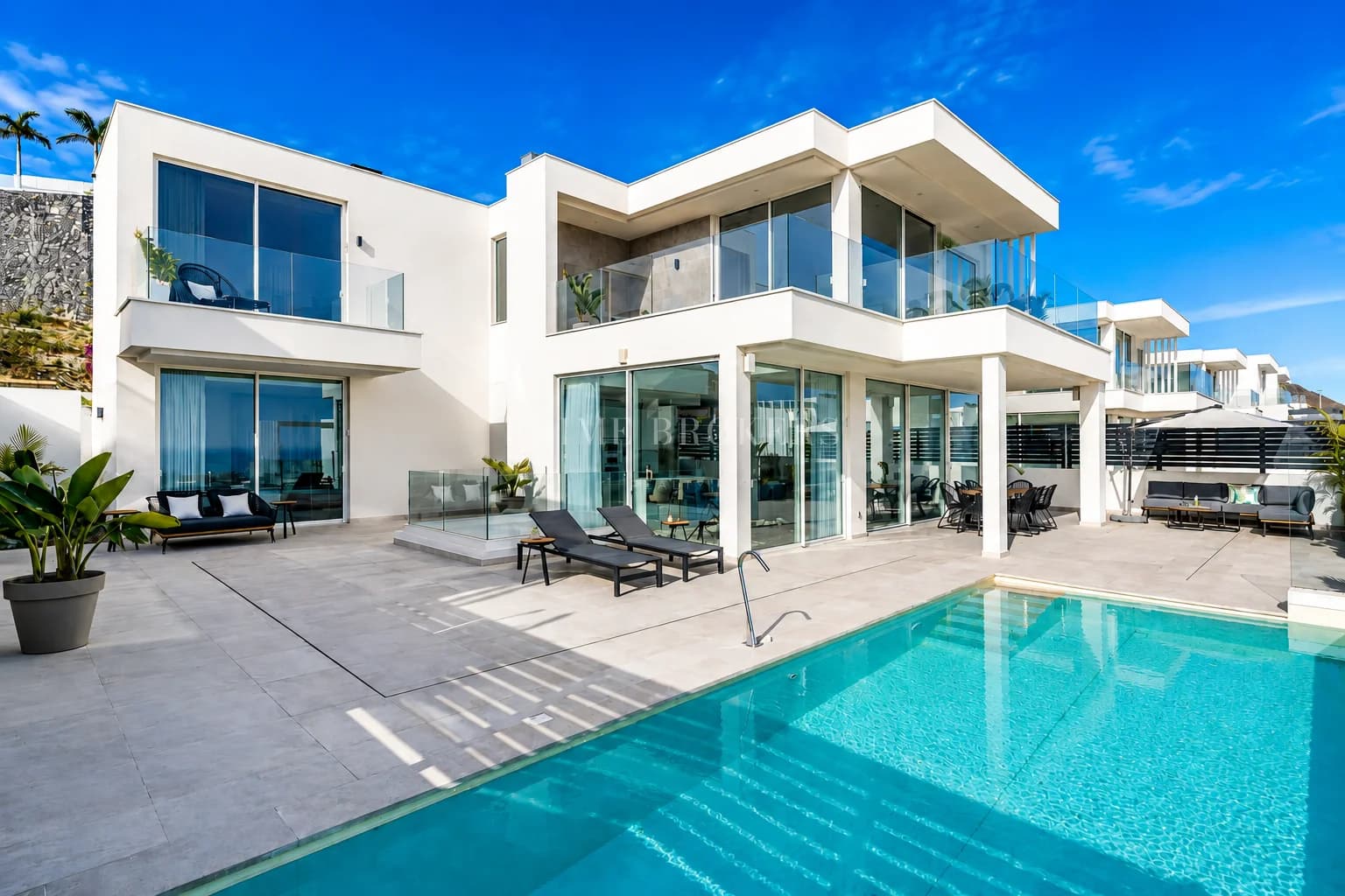 Villa Claridad | Luxury Home for Sale