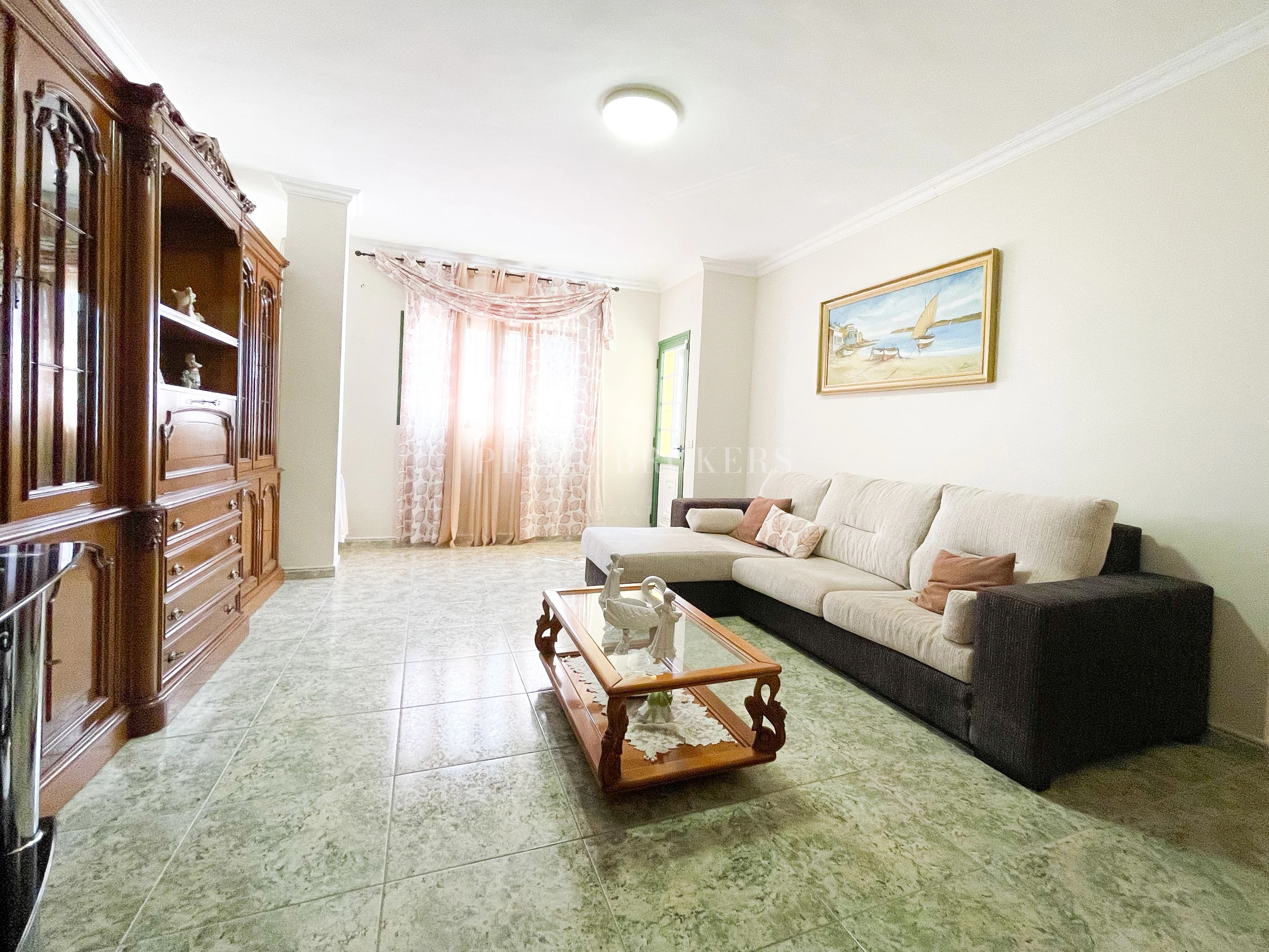 House with 8.132 m² plot in Granadilla de Abona