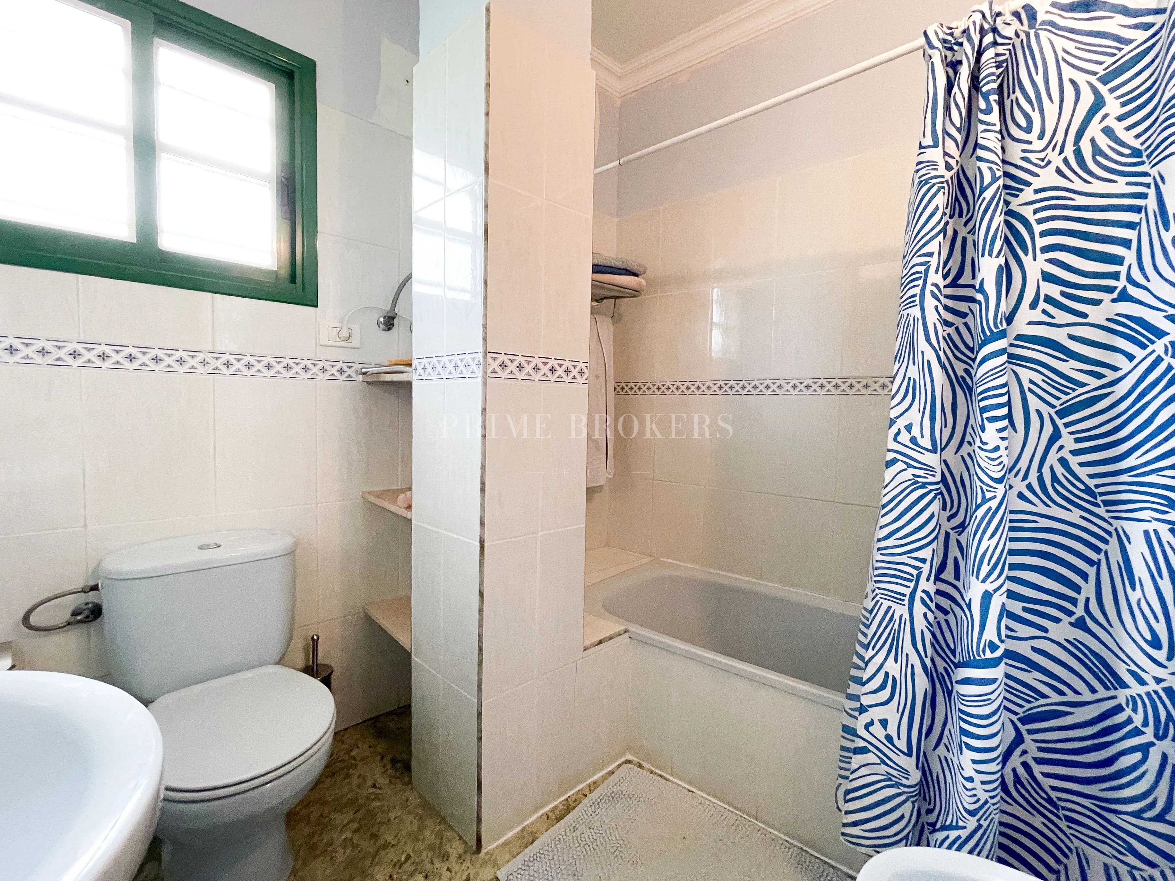 House with 8.132 m² plot in Granadilla de Abona