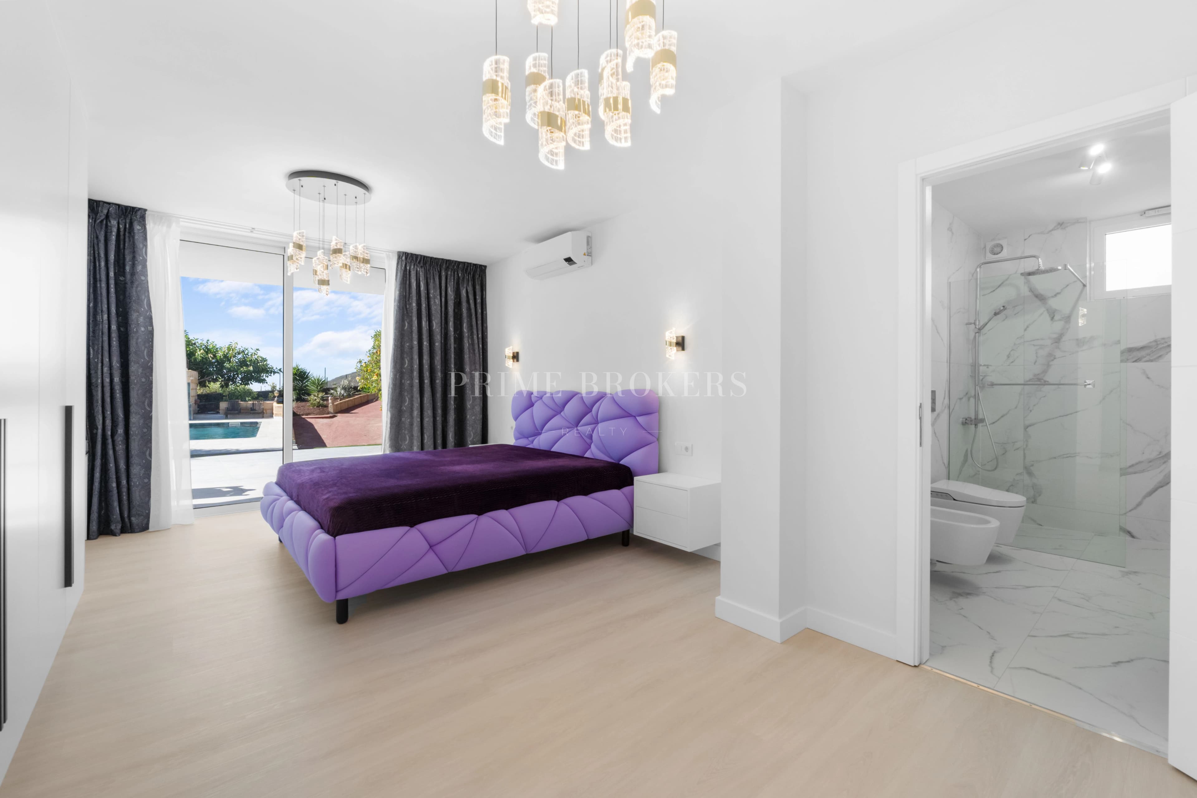 Luxury Villa for Sale in San Miguel de Abona